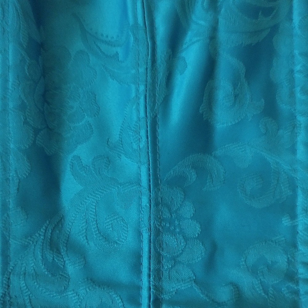 Corset - Picture 3 of 6